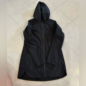 Lululemon rain jacket